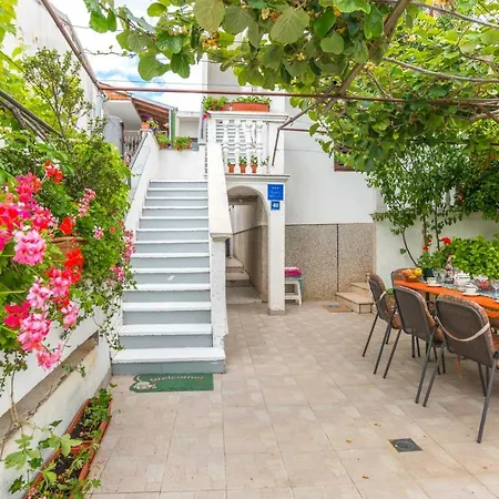 Savic Biograd Biograd Na Moru Exterior photo