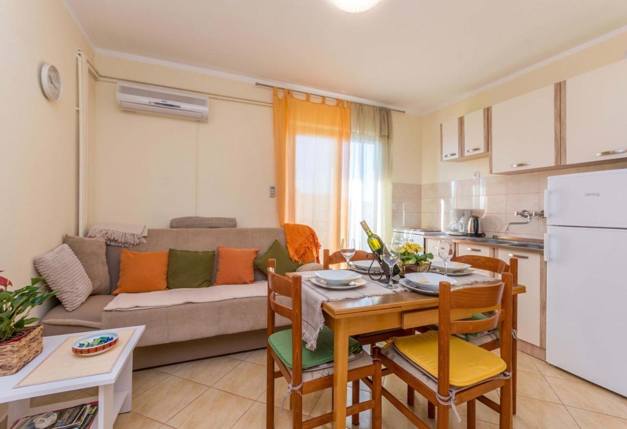 Apartman Savic Biograd Biograd Na Moru